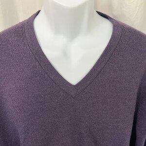 Brooks Brothers Men's solid purple Merino Wool Blend V-Neck Sweater Medium M